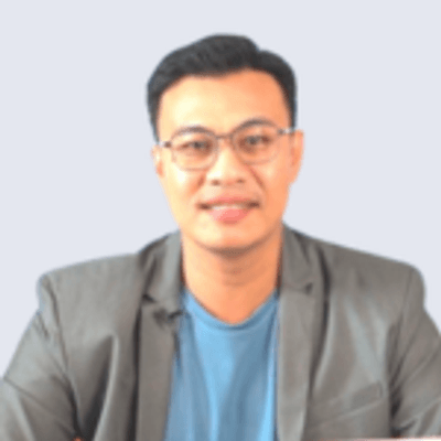 เนติฐ์ไน จีนสกุล