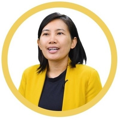 นารีรัตน์ สีระสาร