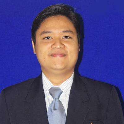 โอม สถิตยนาค