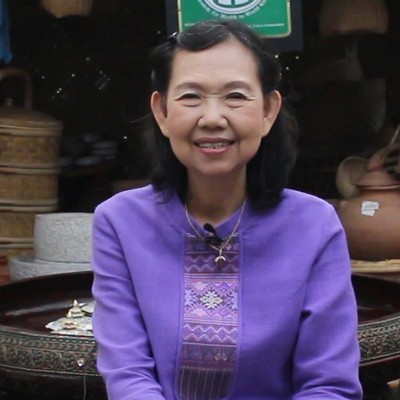 มาลี หมวกกุล